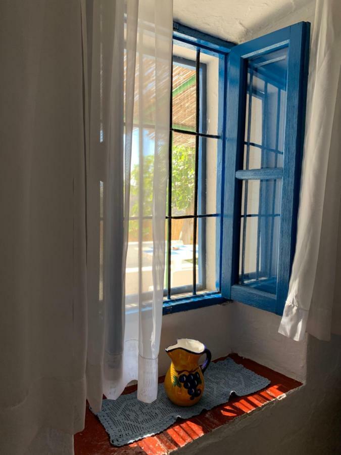 Casa Isabel - La Almona Chica Guest House เอลชอร์โร ภายนอก รูปภาพ