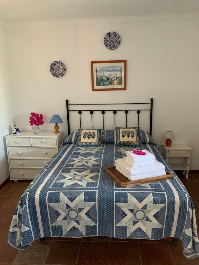 Casa Isabel - La Almona Chica Guest House เอลชอร์โร ภายนอก รูปภาพ
