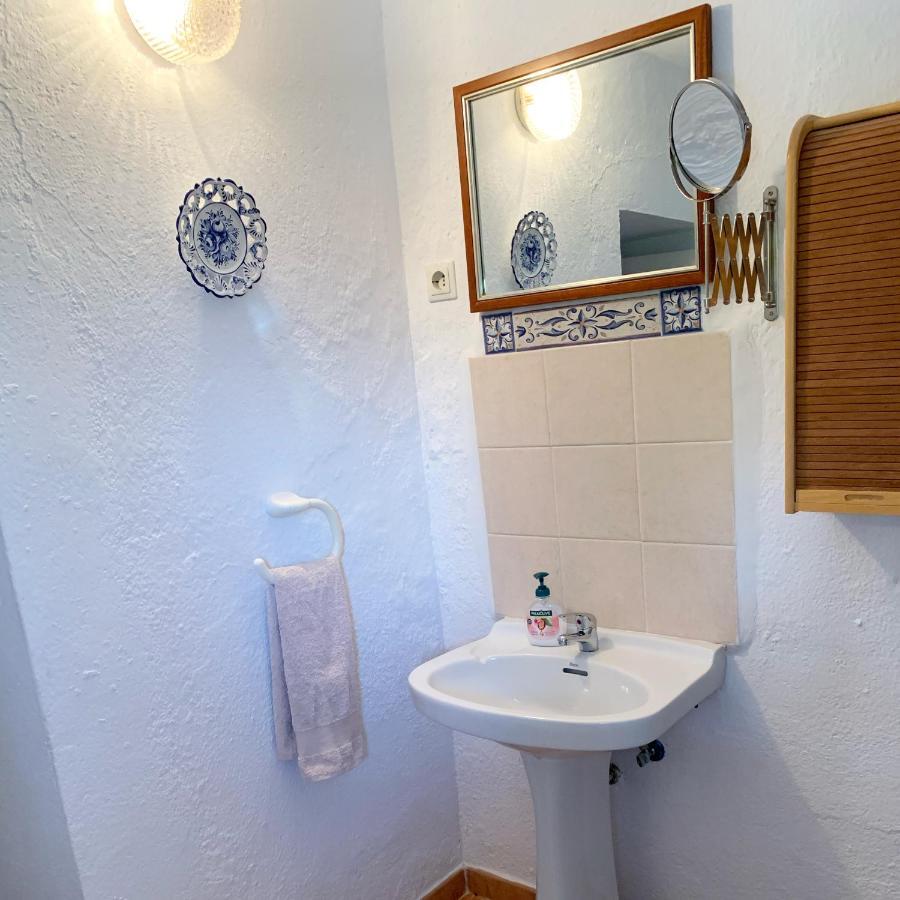 Casa Isabel - La Almona Chica Guest House เอลชอร์โร ภายนอก รูปภาพ